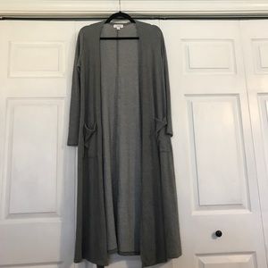 Gray very soft Lularoe Sarah size small